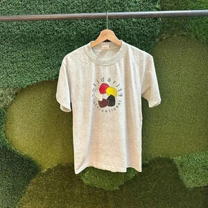 Vintage Solidarity International  T-shirt Large